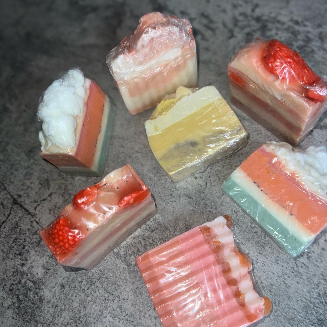 Artisan Peaches & Creme Bar Soap