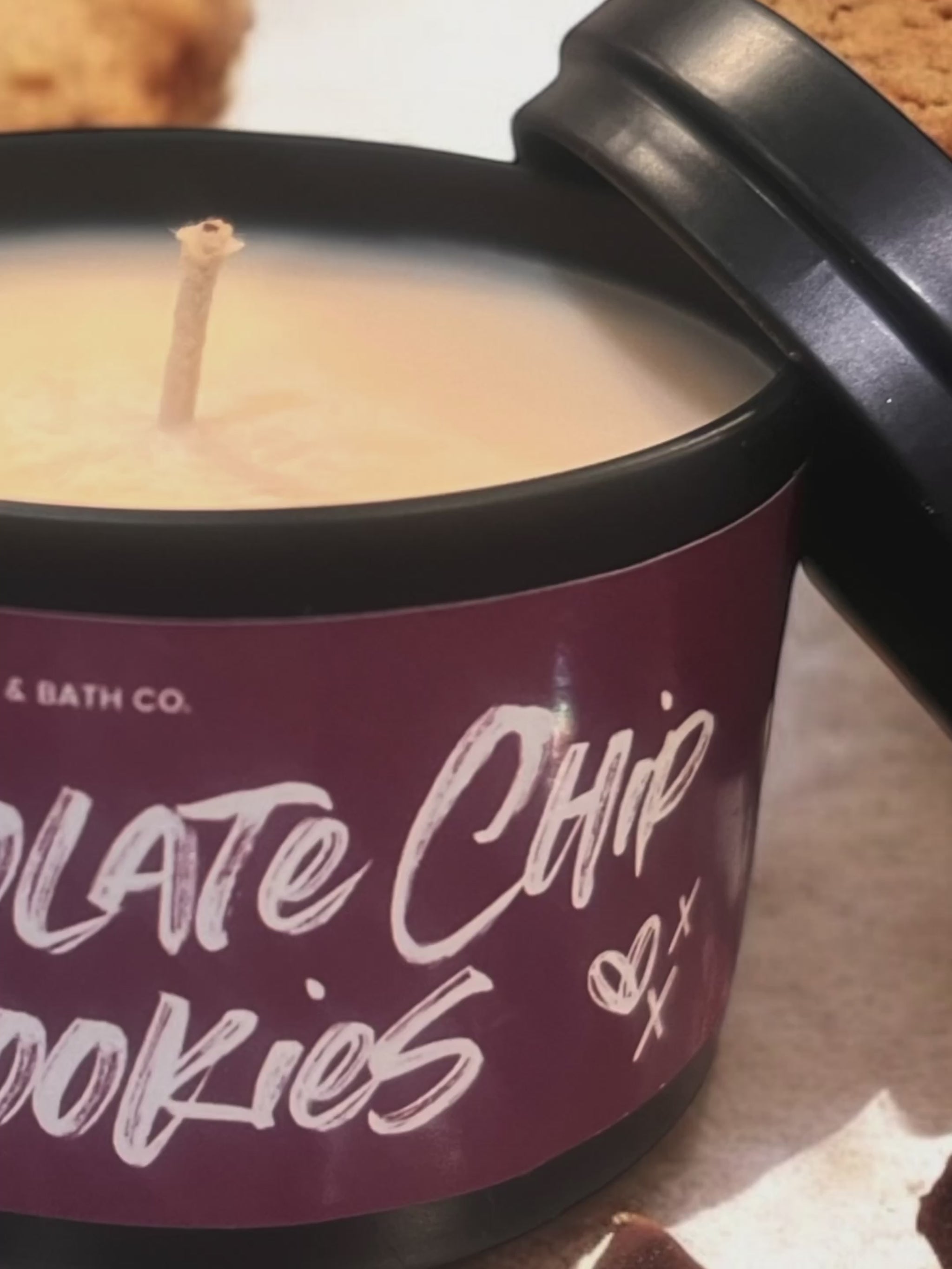 The Good Good Candle & Bath Co. Chocolate Chip Cookie Candle